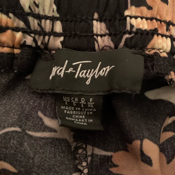 Lord and Taylor pants - Picture 2 of 2